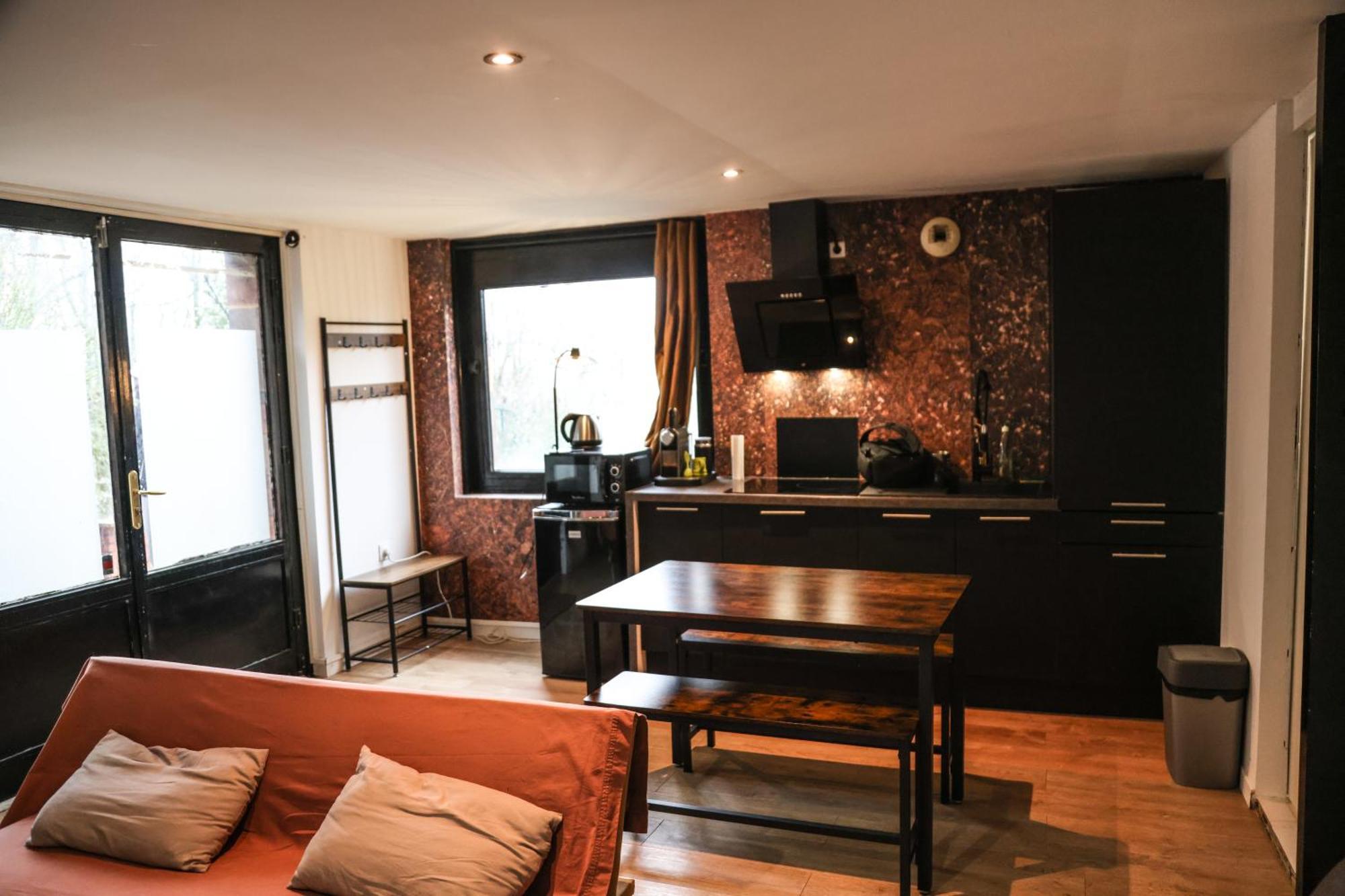 Appartement Avec Une Chambre Montlhéry Exterior photo
